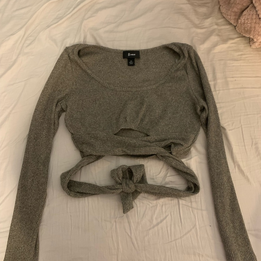 Bwear cropped sweater with tie